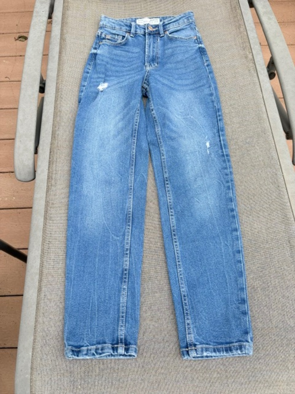 Stradivarius High-Rise Slim Mom Blue Jeans size 00 excellent condition women’s